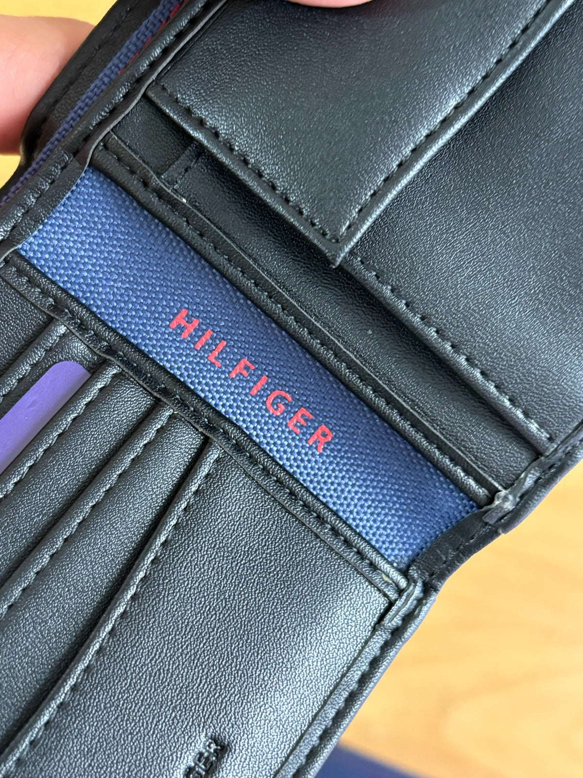 Tommy Wallet Big