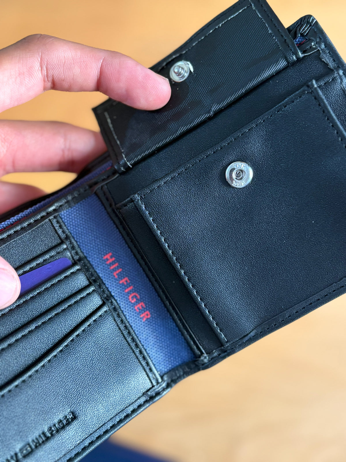 Tommy Wallet Big