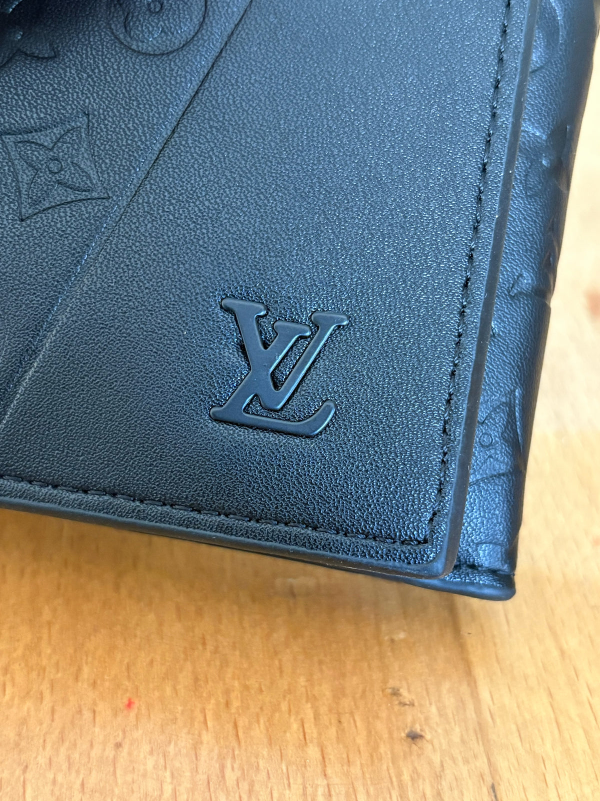 LV 293 Wallet