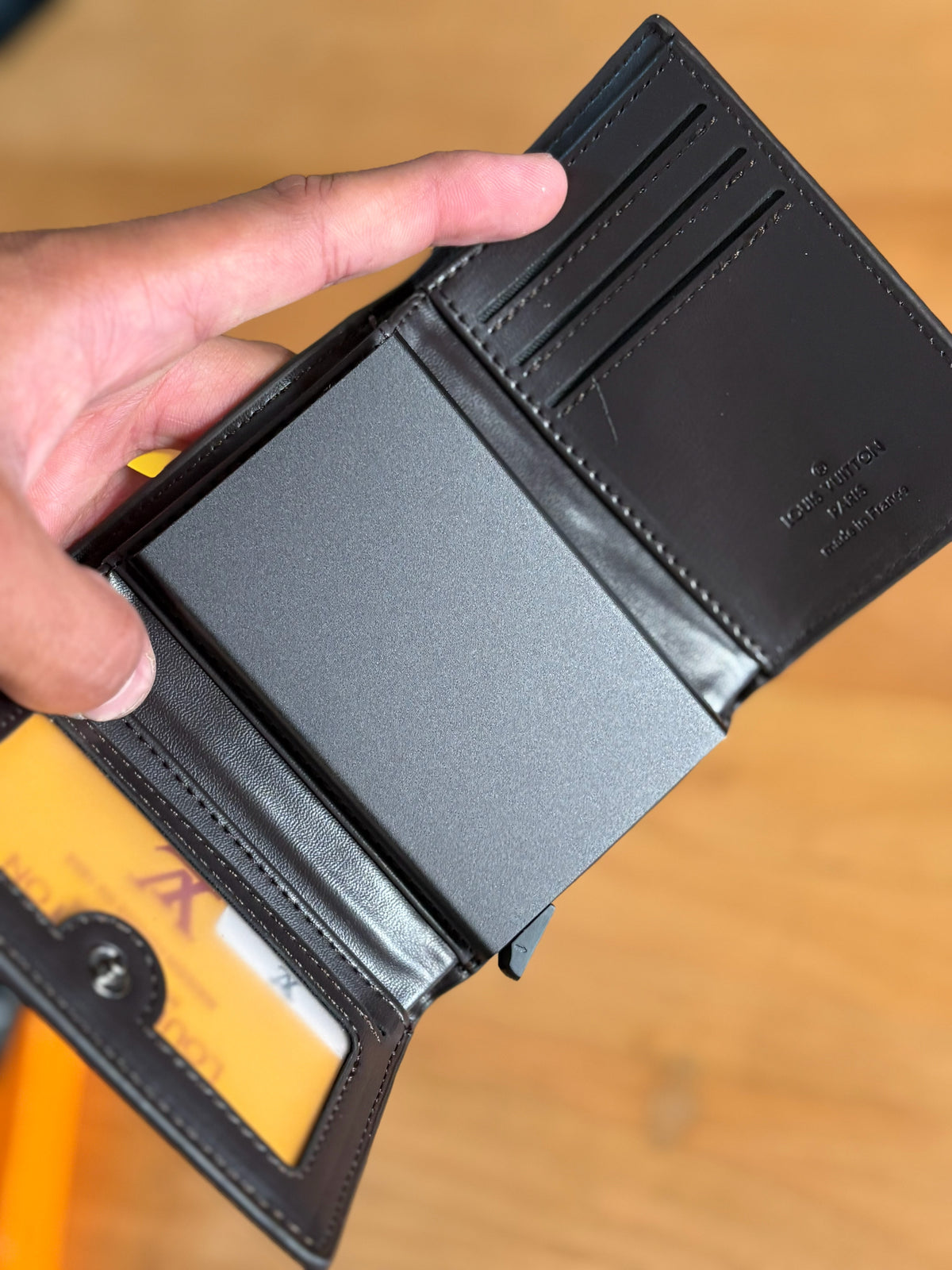 LV Wallet & Card Holder